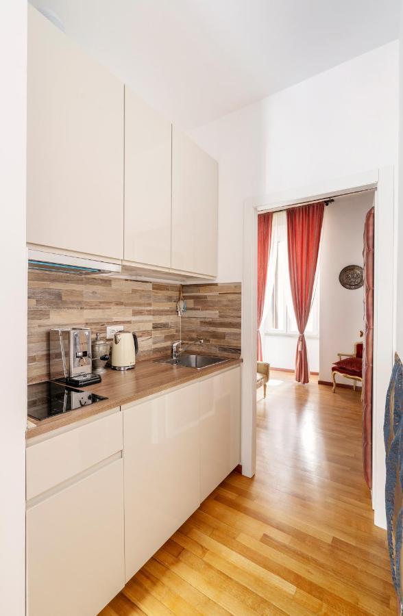 Pantheon Caravaggio's House Apartment Rom